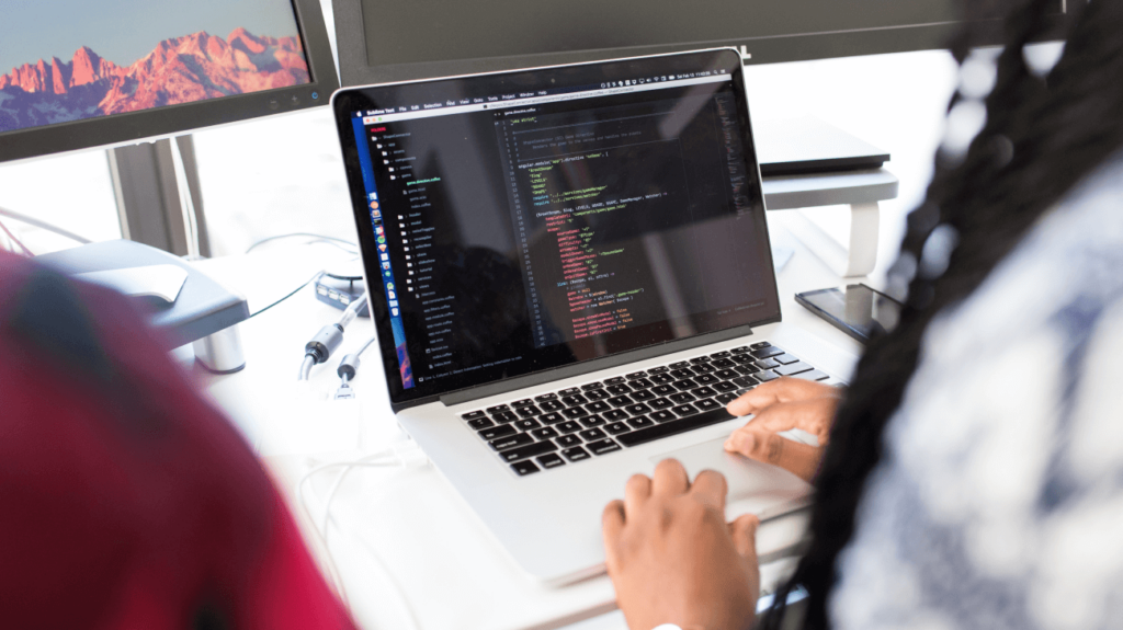 Writing Business Solution Applications with Essential Studio®
